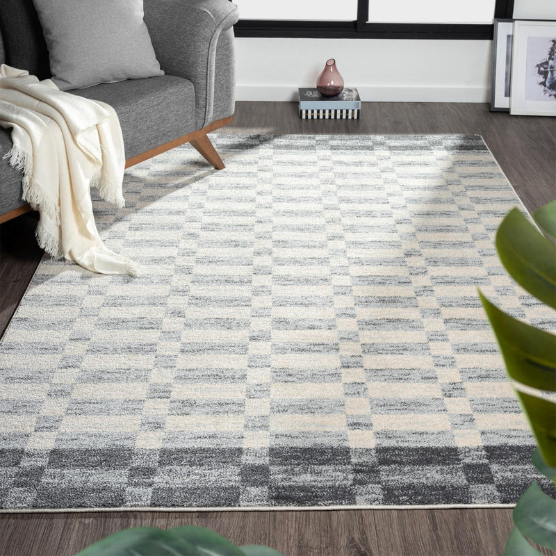 Luxe Weavers 9150 Modern Geometric Area Rug