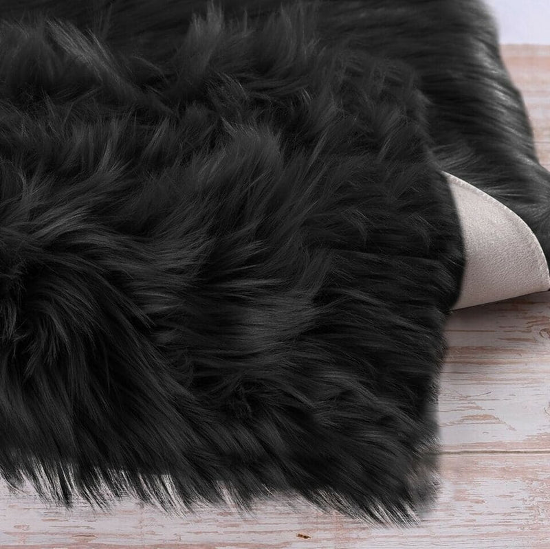 Black Fur Runner 2x6 ft