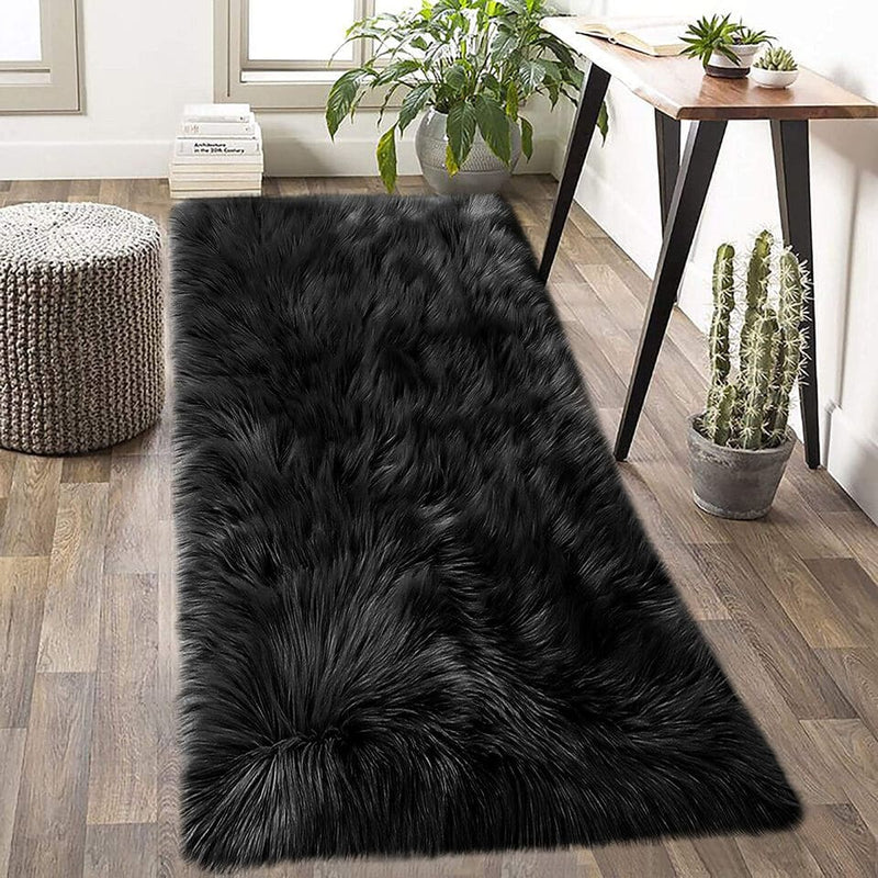 Black Fur Runner 2x6 ft